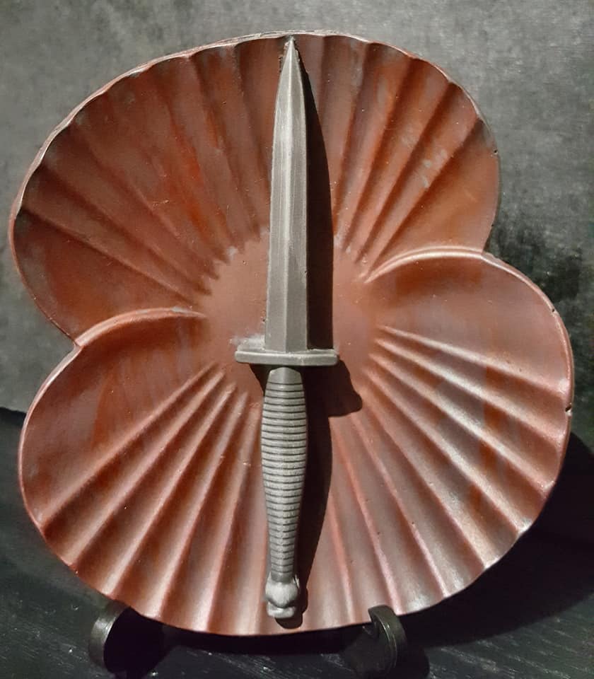 Remembrance art sculpture